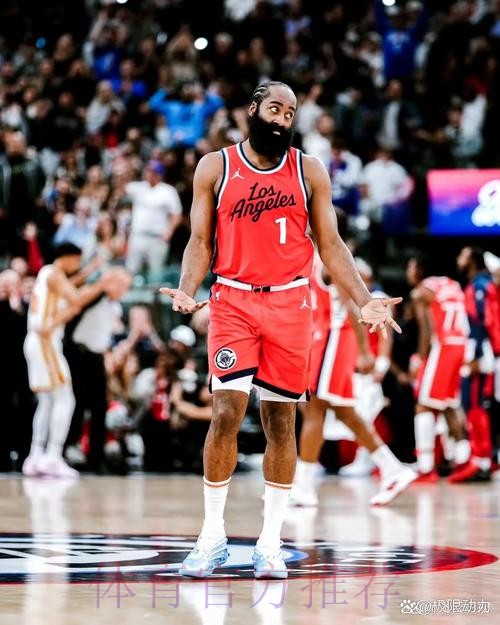 伦纳德35分哈登32+4+10救主，快船主场117-109力克黄蜂